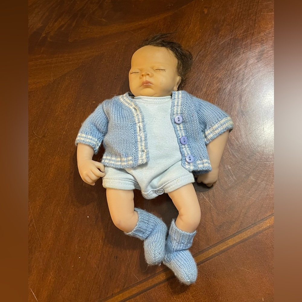 Ashton-Drake Galleries "Charlie"collectible baby doll, the "Nap Time" variant.